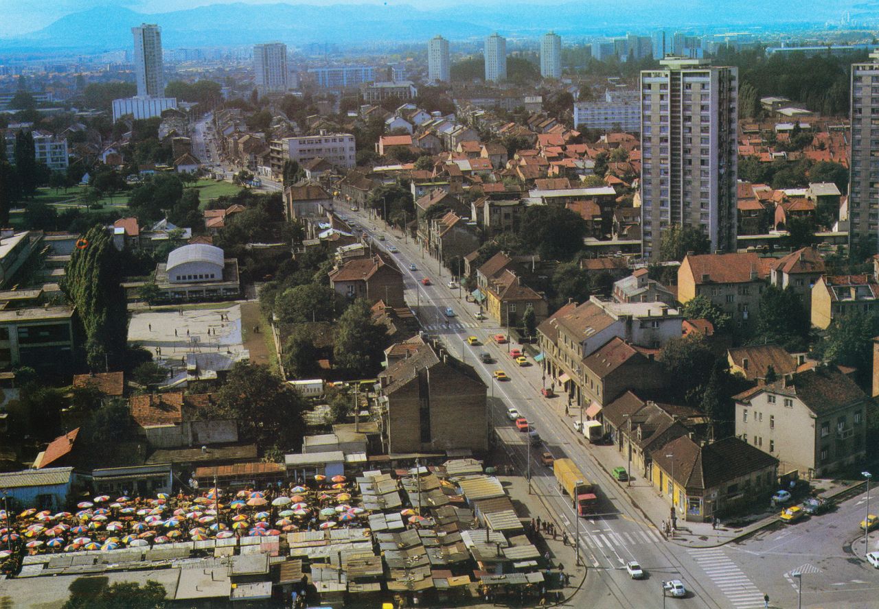 Trešnjevačka tržnica, Trešnjevka i ulica Rade Končara (današnja Ozaljska i Tratinska), oko 1980. godine